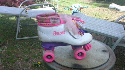 vintage barbie roller skates